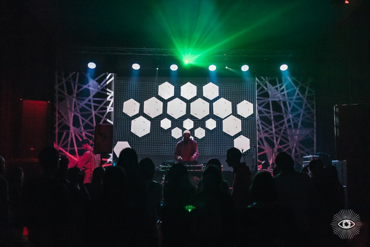 Арендовать Клуб Море