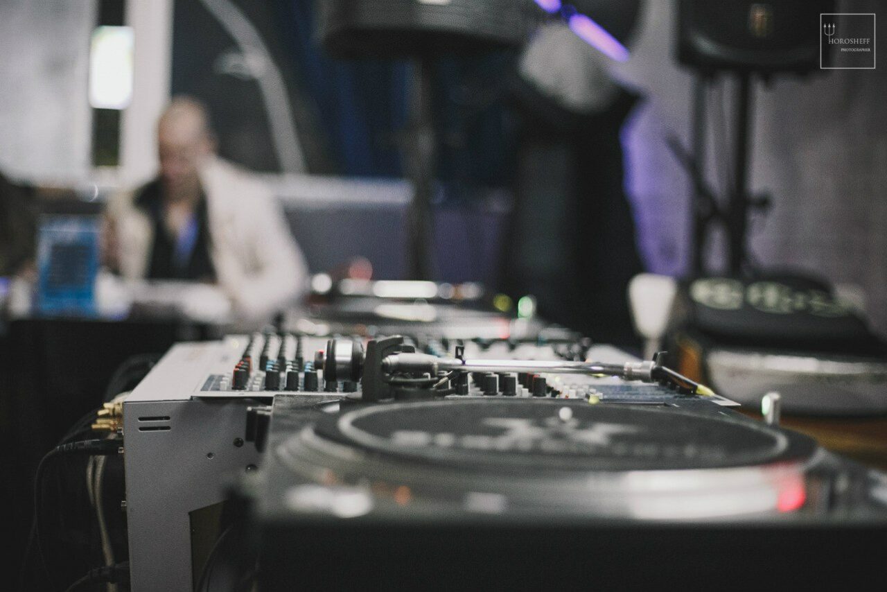 Арендовать Гастробар "Вежливый лось"