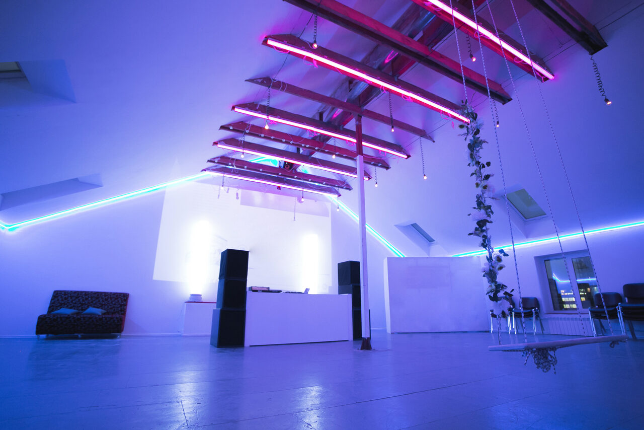 Арендовать Лофт Самотёка Лофт-трансформер на мансарде 