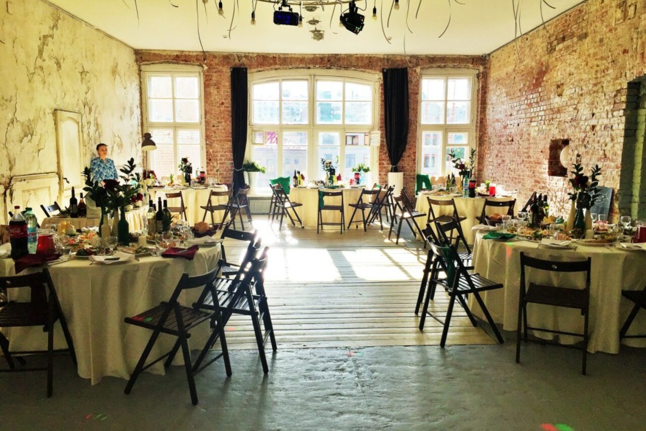 Арендовать Лофт Фарфор. Лофт в здании 18 века