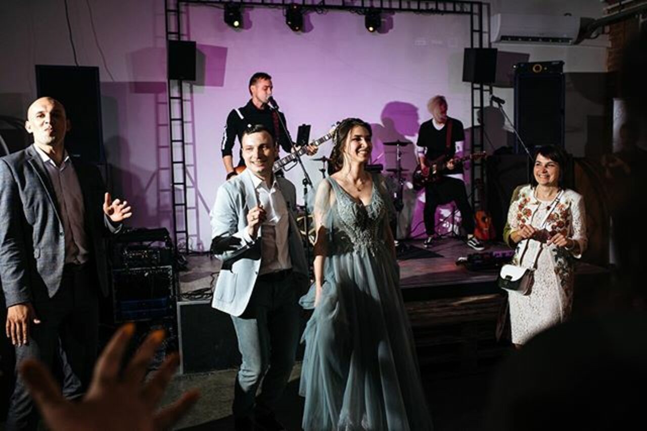 Арендовать  Loft Com.nata Просторный лофт с двориком 