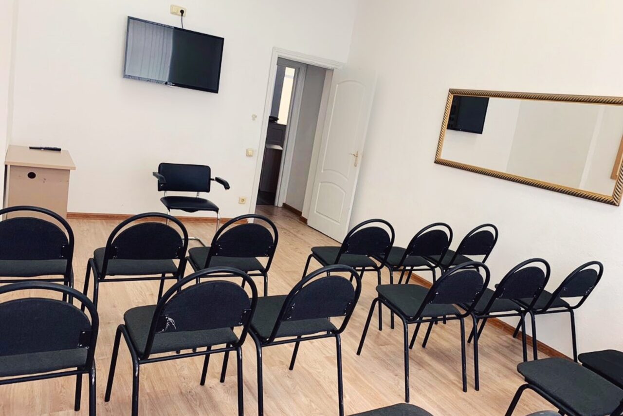 Арендовать Art in Style. Тренинг-зал рядом 