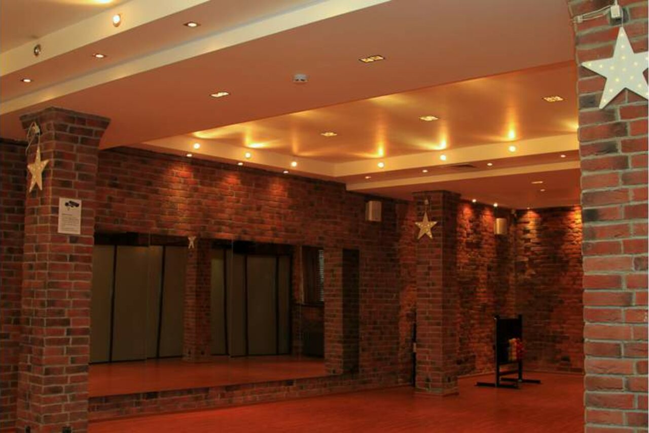 Арендовать Центр "Женский мир" Пространство для встречи Нового года