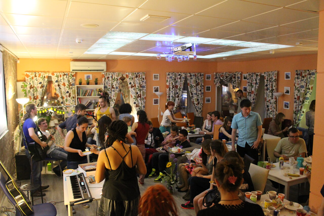 Арендовать Антикафе Нулевой километр на Сретенском бульваре