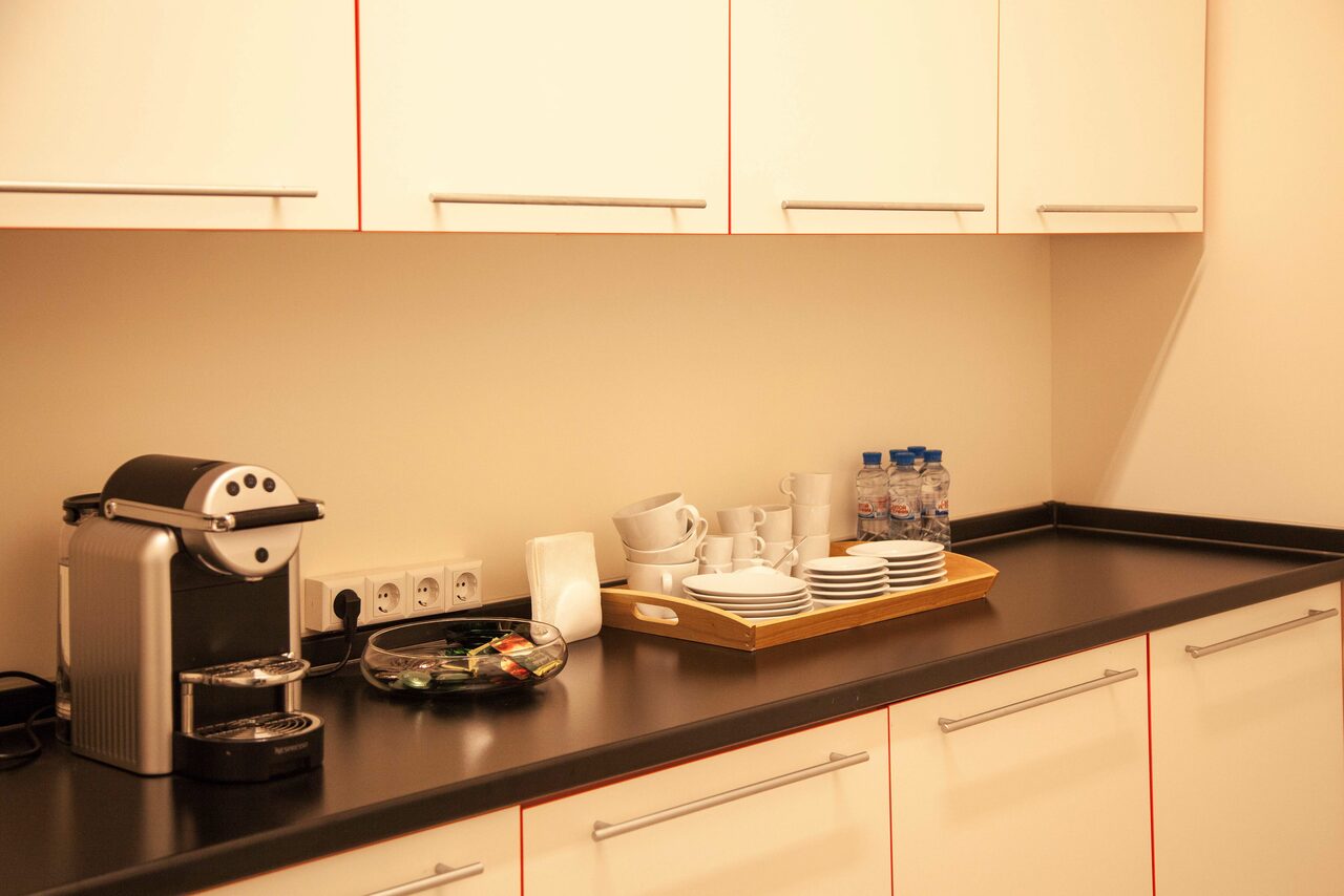 Арендовать Переговорная комната на 8 человек