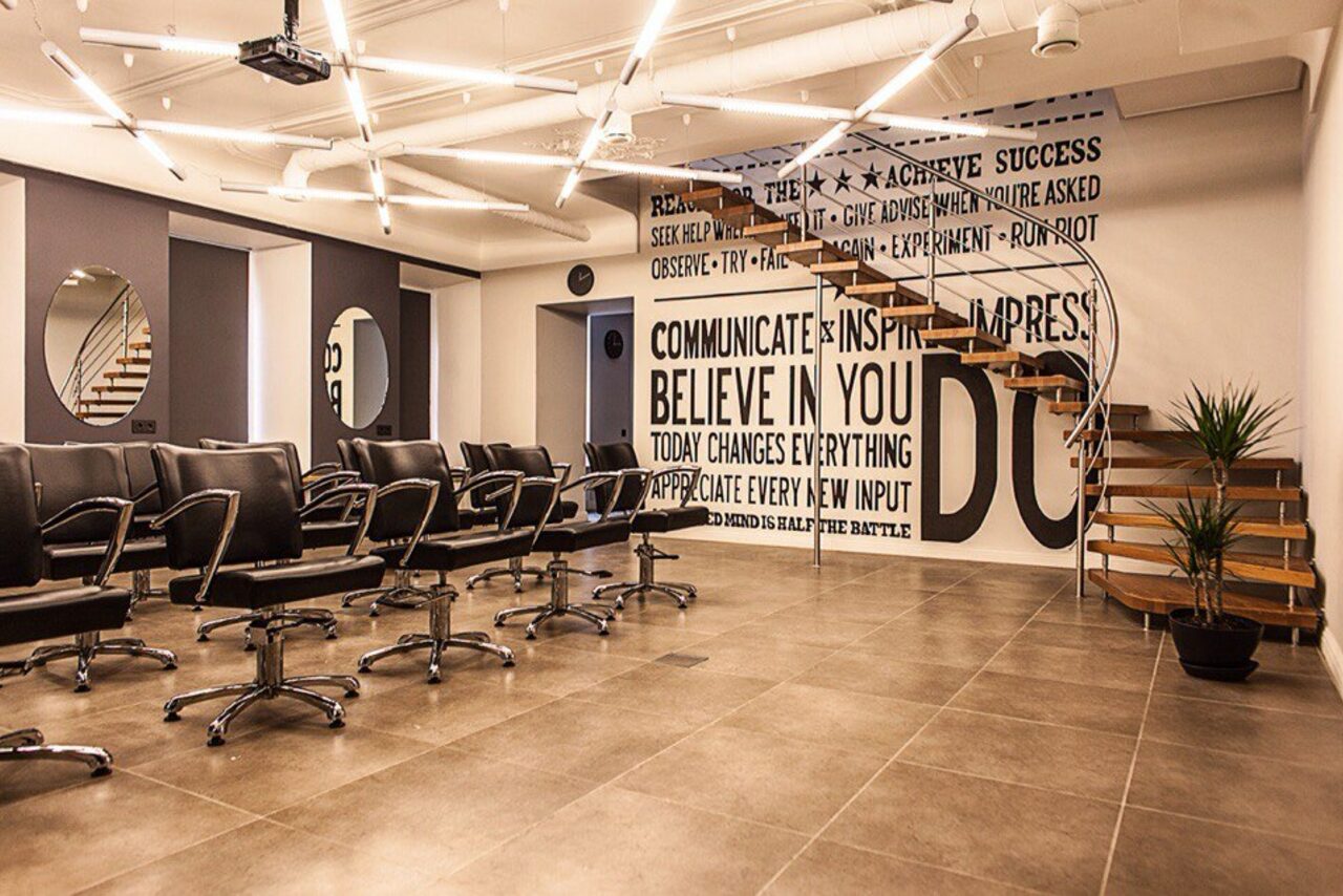 Арендовать Академия CROP Двухэтажный лофт под Новый год