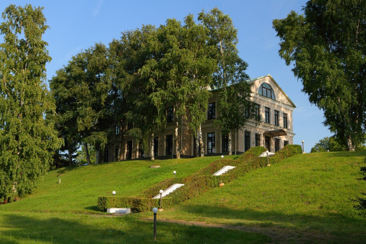 Арендовать Дача Линдстрема Банкетный зал в особняке