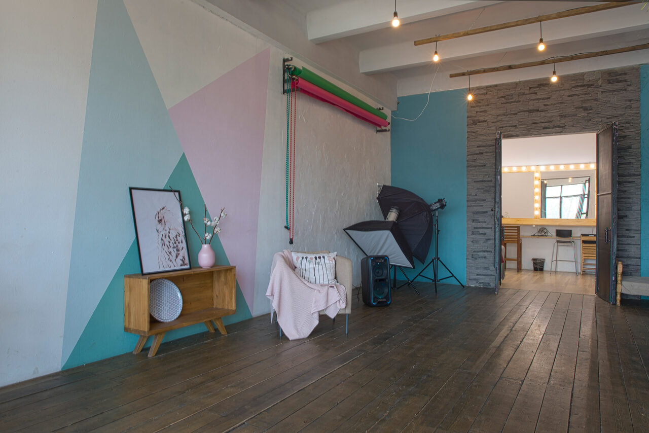 Арендовать Studio 33/13. Фотостудия для праздников