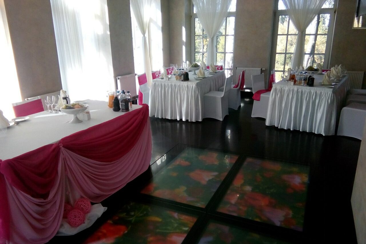 Арендовать Дача Линдстрема Трехэтажный комплекс