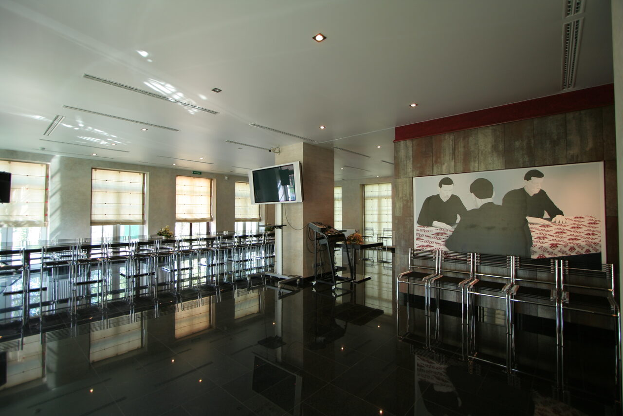 Арендовать Дача Линдстрема Трехэтажный комплекс