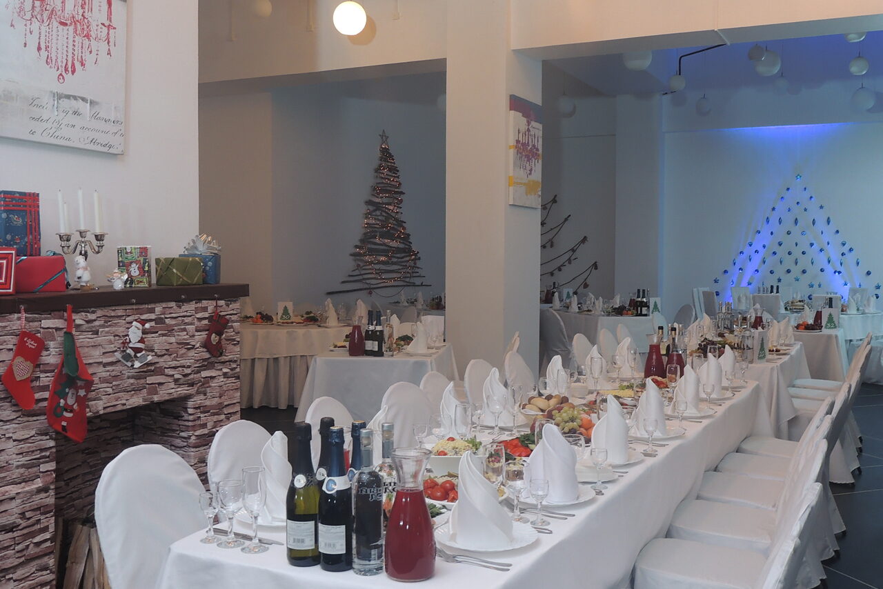 Арендовать Гостиница Репинская