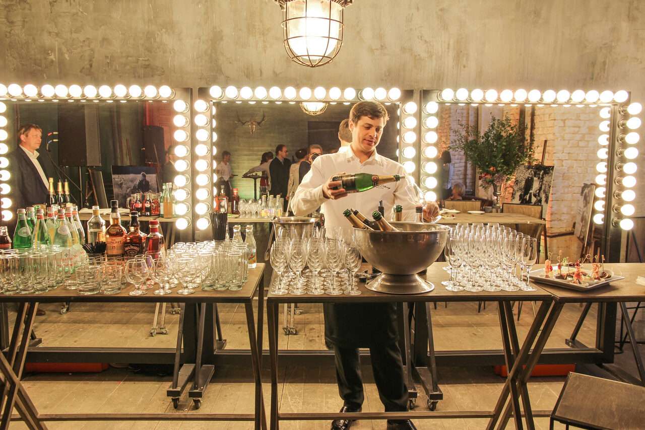 Арендовать Фотофактура Лофт-пространство из двух залов