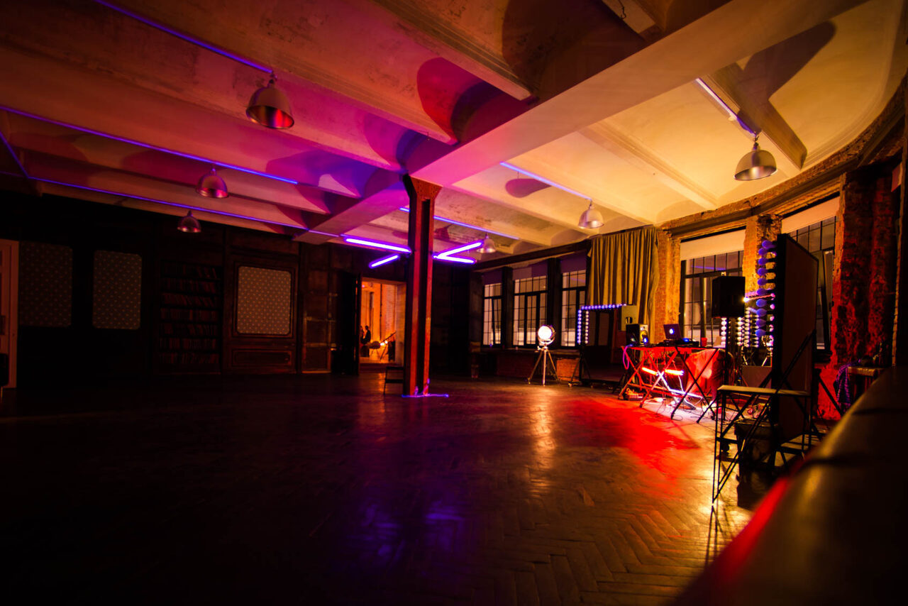 Арендовать Фотофактура Лофт-пространство из двух залов