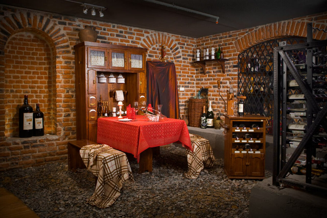 Арендовать Винный Погреб La Grande Cave