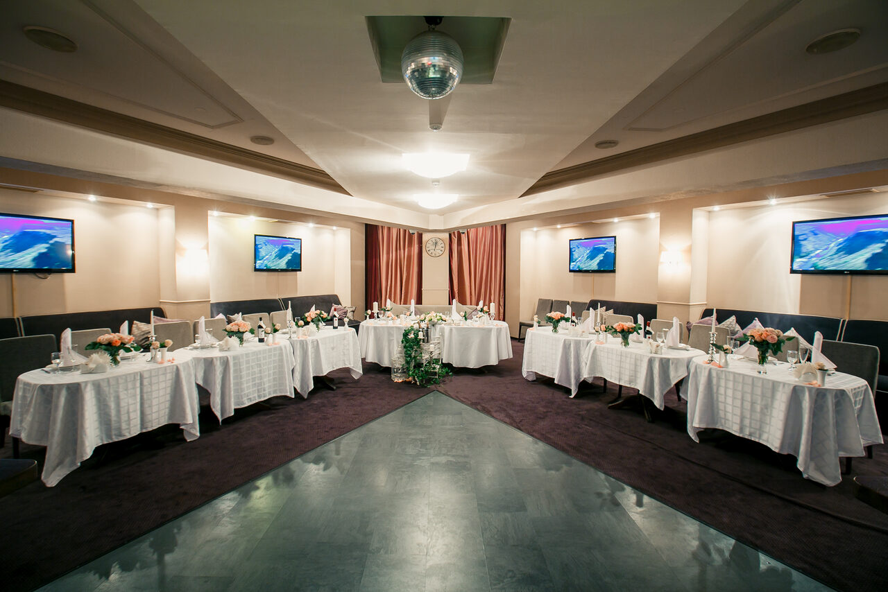 Арендовать Банкетный зал на 60 человек