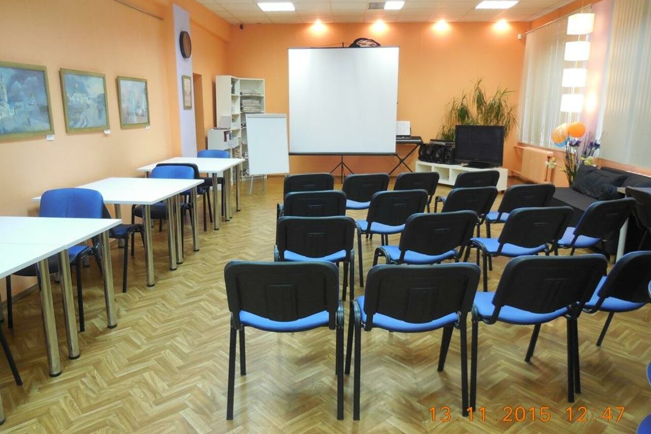 Арендовать Светлый зал на первом этаже