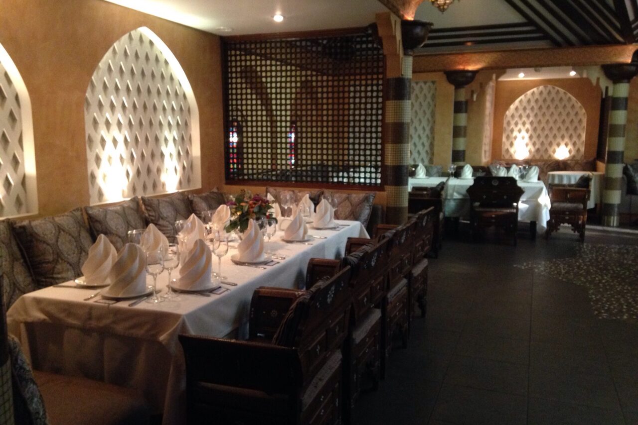 Арендовать Двухэтажный ресторан с восточным и итальянским стилем 