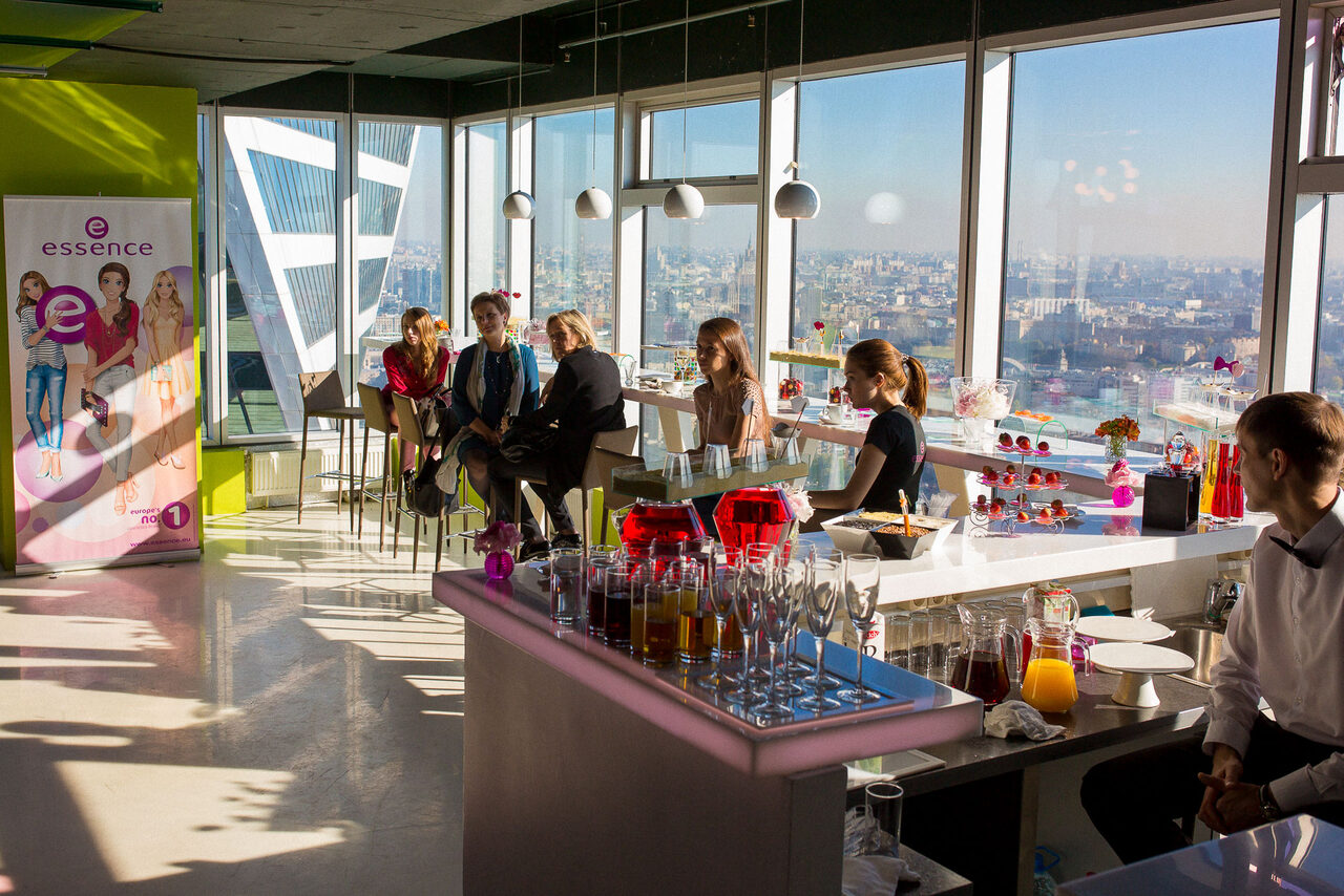 Арендовать Лофт на 43 этаже с панорамным видом