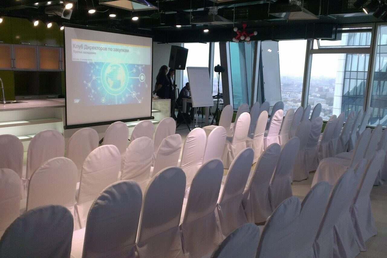 Арендовать Лофт на 43 этаже с панорамным видом