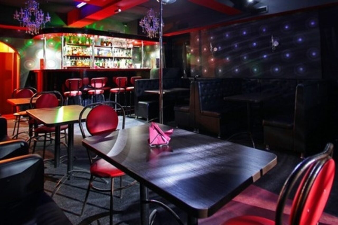 Арендовать Лофт с сауной и барной стойкой