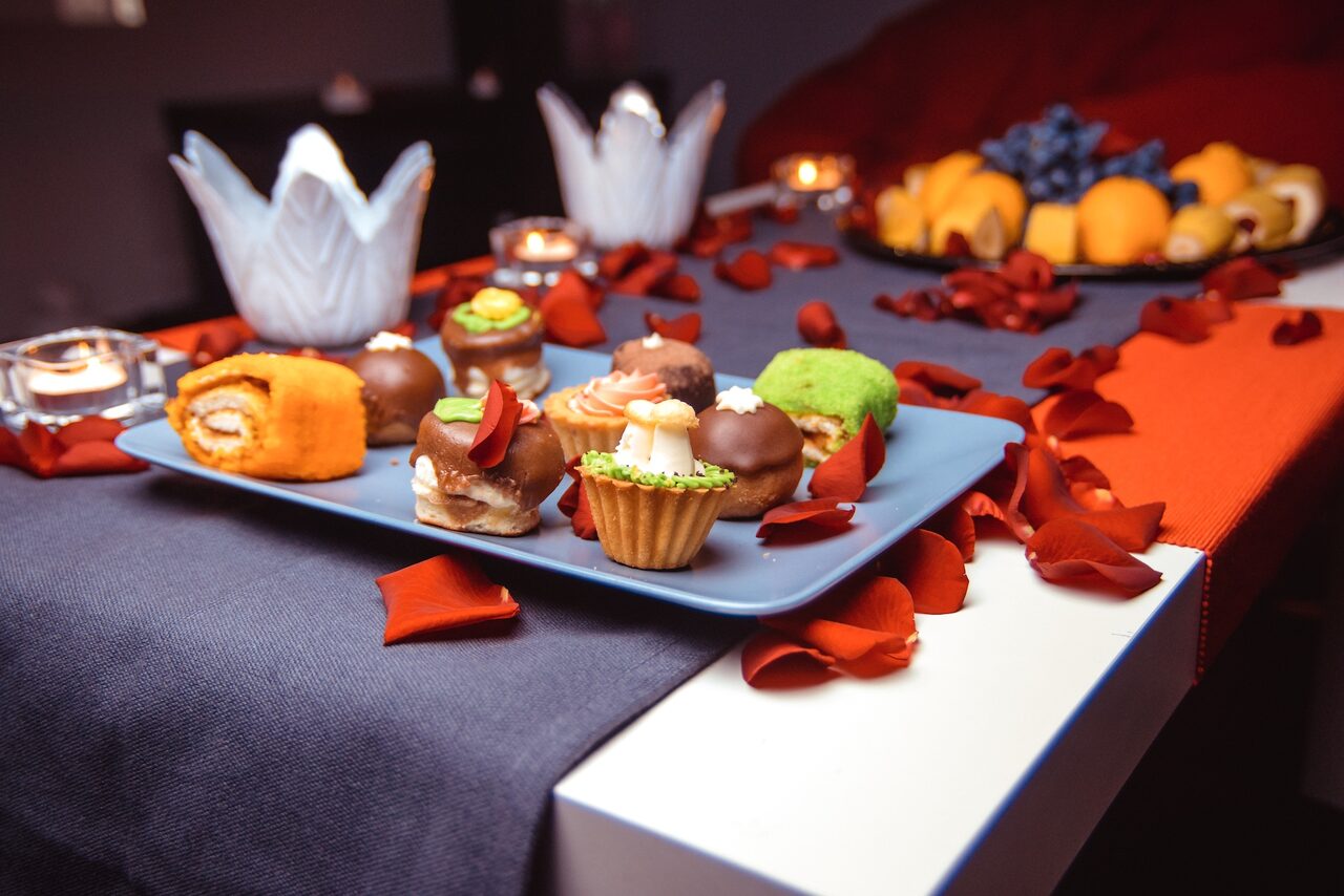 Арендовать Мини-кинотеатр с играми и кальяном