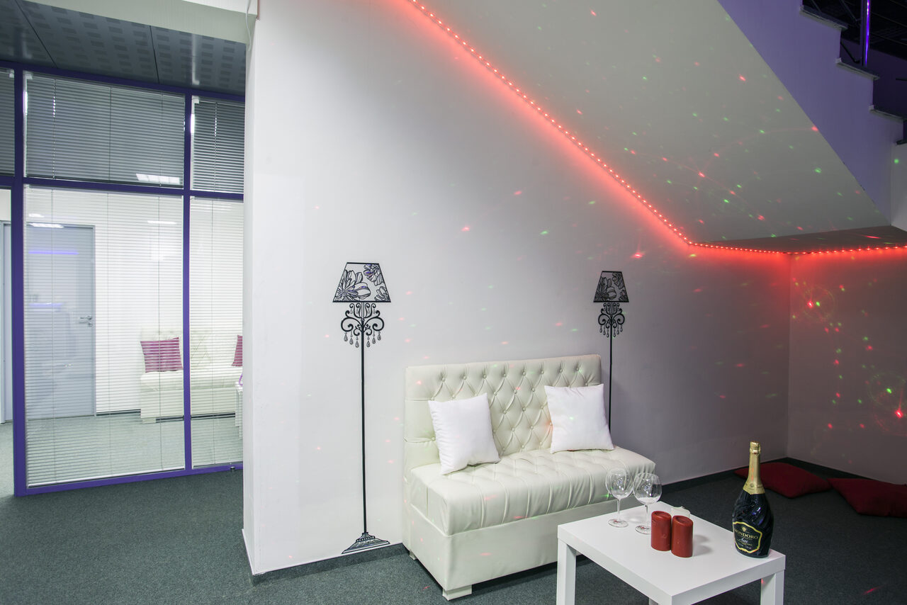 Арендовать Art-Studio Artefact Трехуровневый лофт