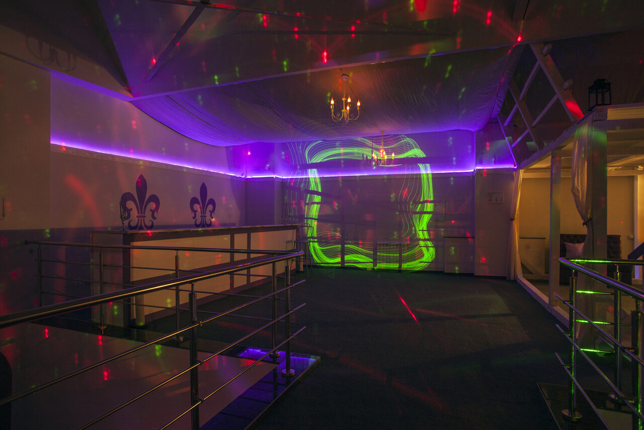 Арендовать Art-Studio Artefact Трехуровневый лофт