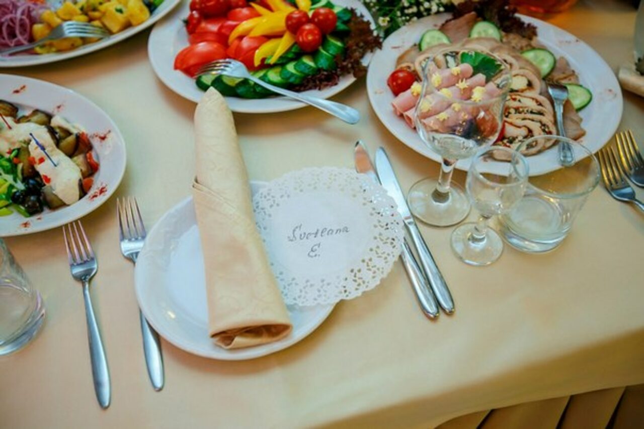 Арендовать Lancaster Court Hotel