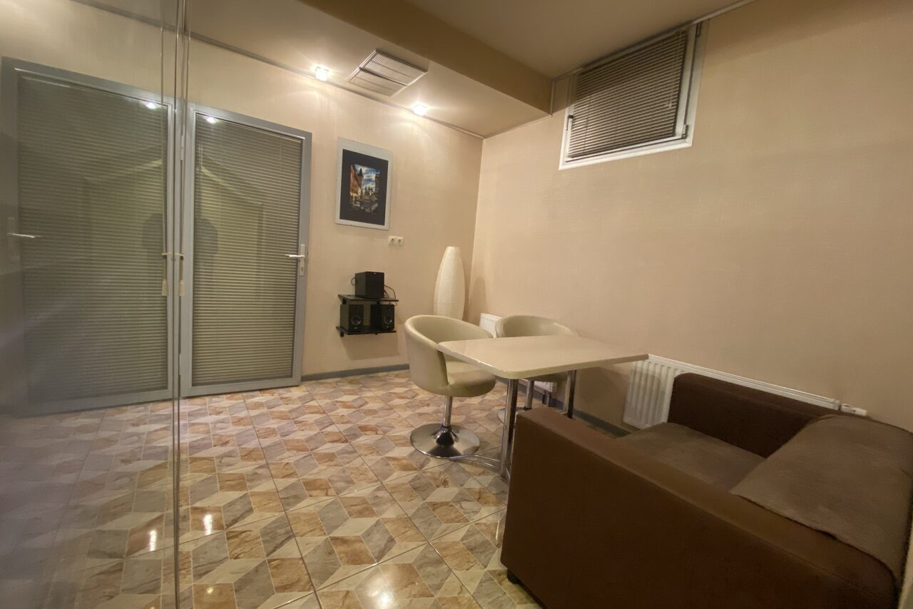 Арендовать Лофт-пространство с живыми хамелеонами