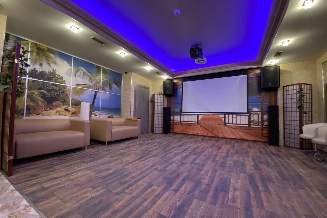 Арендовать Лофт-пространство с живыми хамелеонами