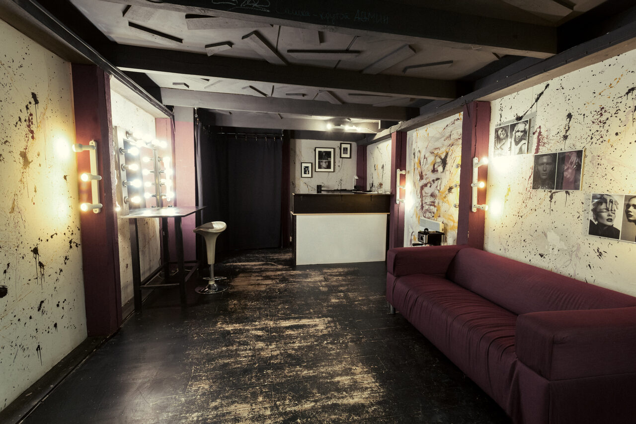 Арендовать ДА Студия Студия с красивыми интерьерами