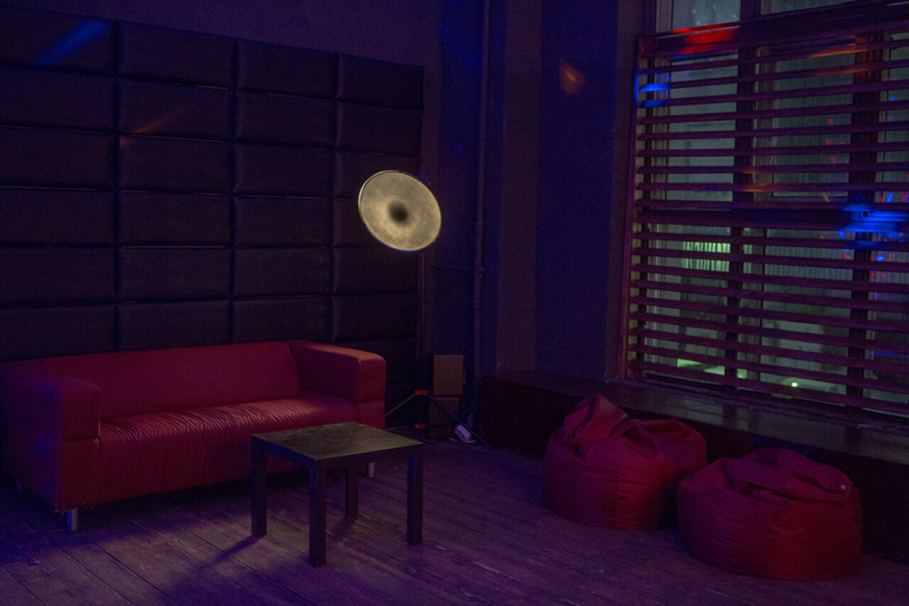 Арендовать ДА Студия Студия с красивыми интерьерами