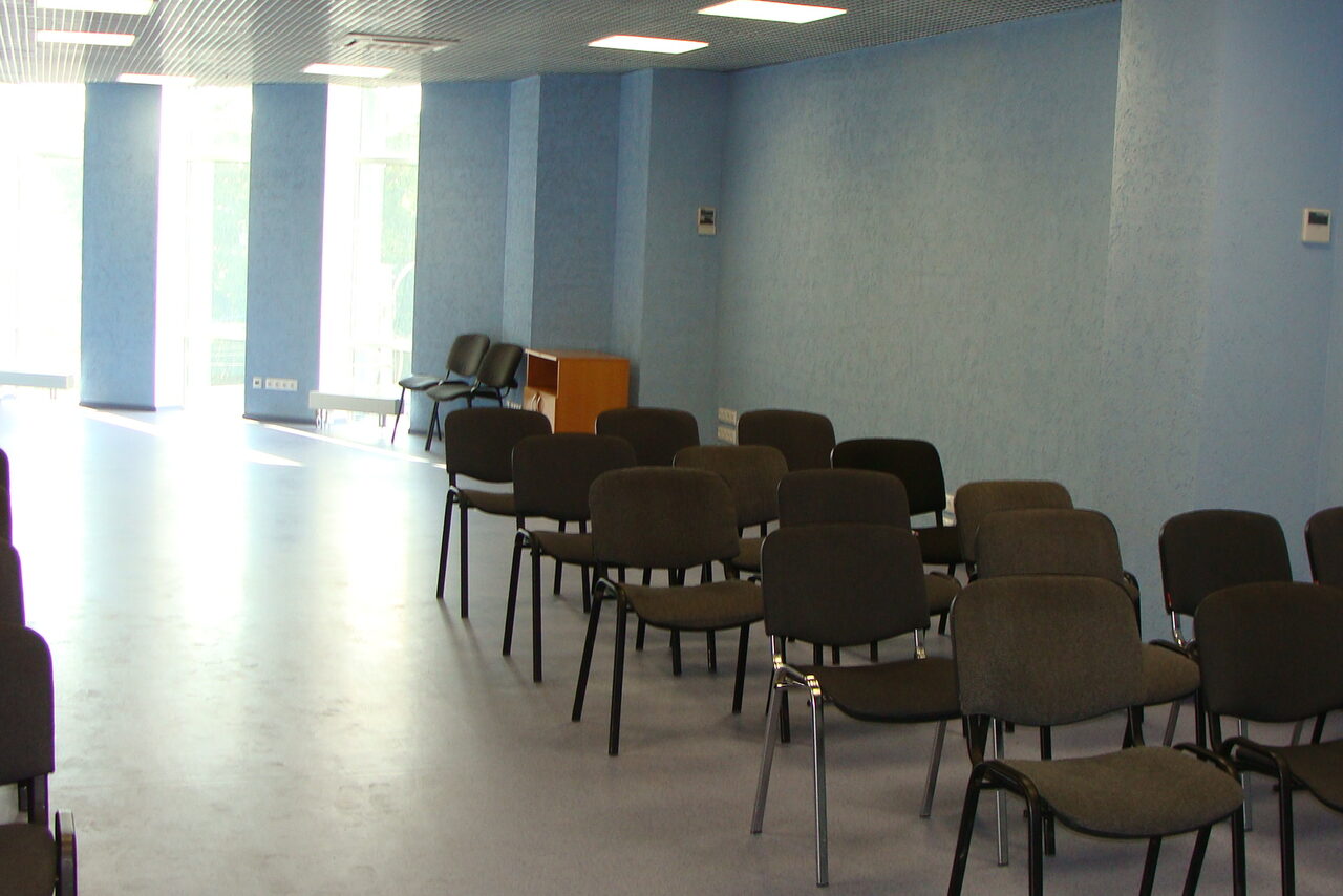 Арендовать Конференц-зал,учебная аудитория