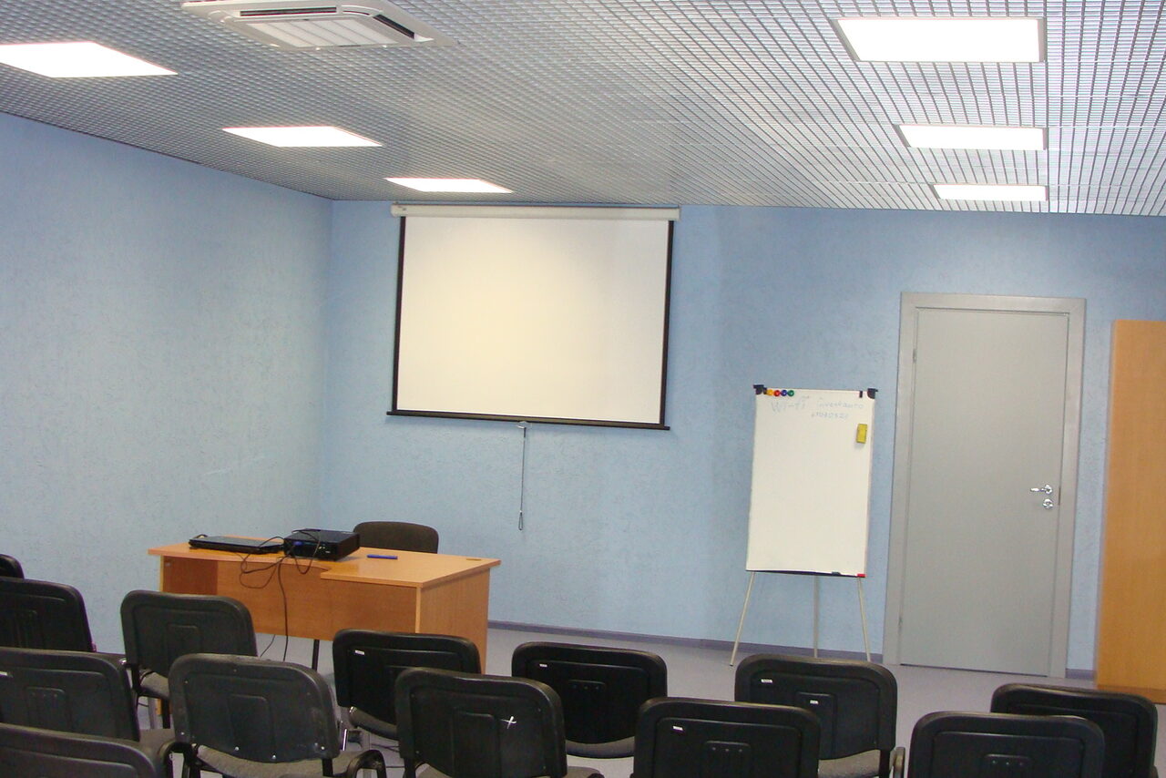 Арендовать Конференц-зал,учебная аудитория