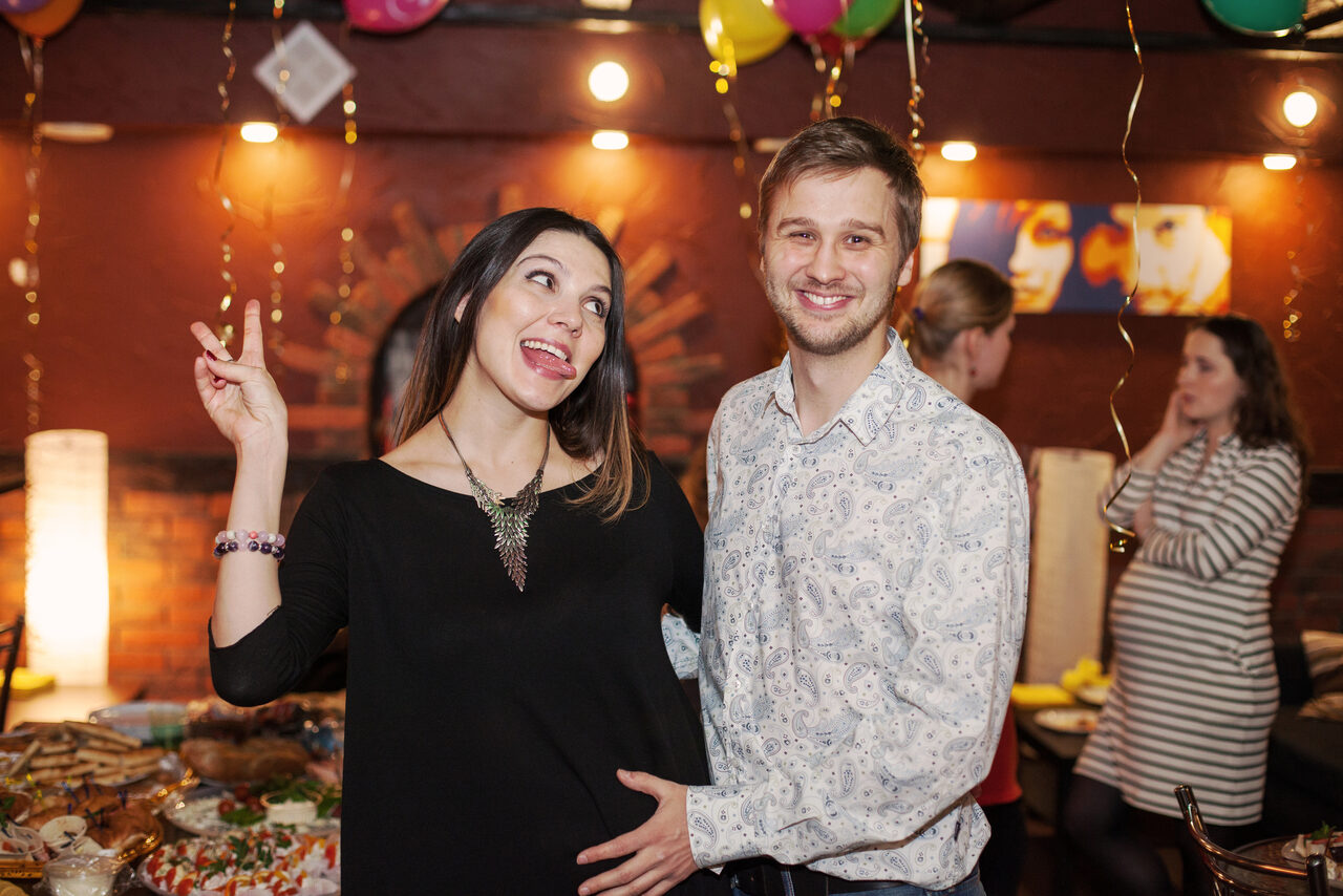 Арендовать  Антикафе Арт-сквер Зал с барной стойкой в центре