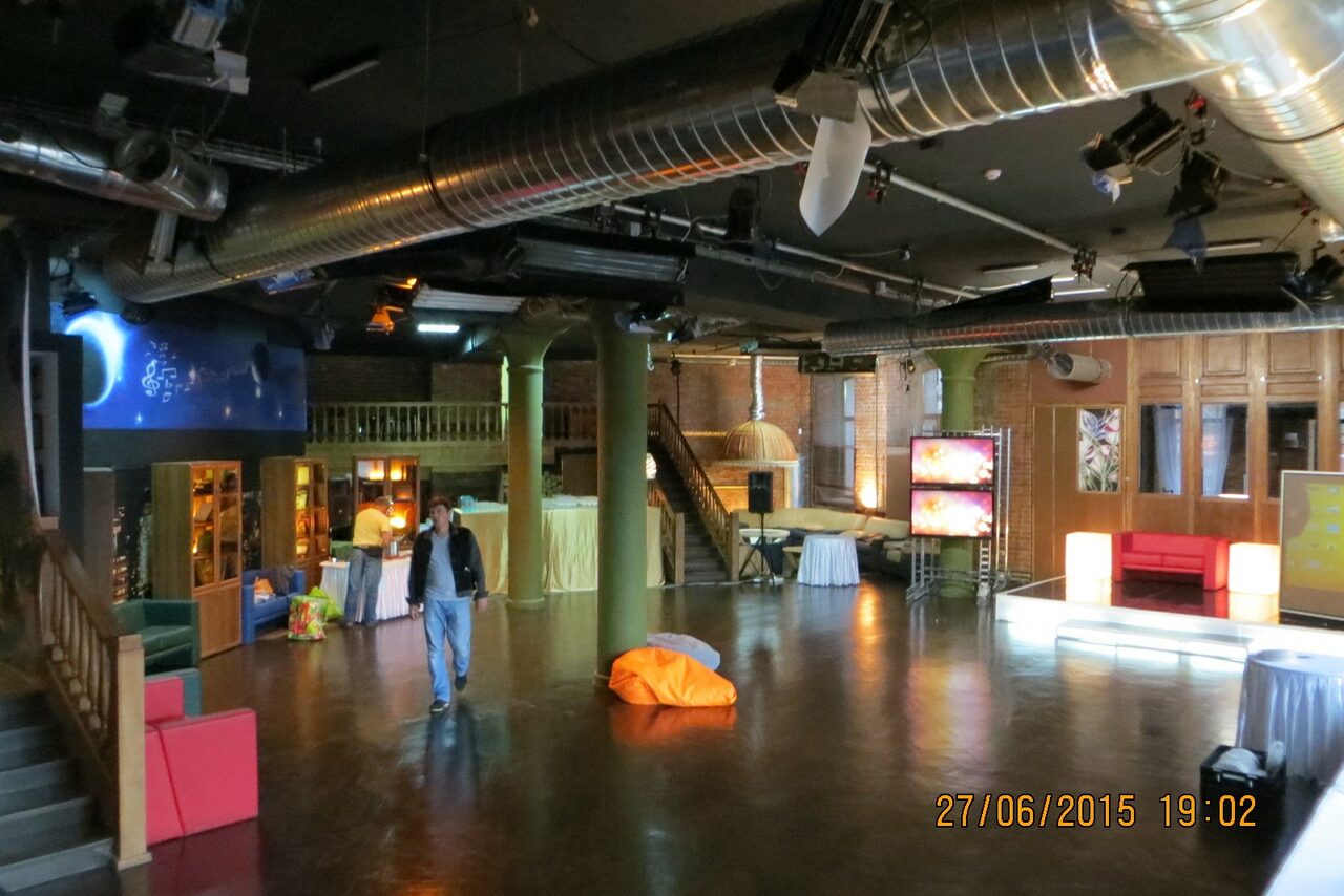 Арендовать Красный Октябрь