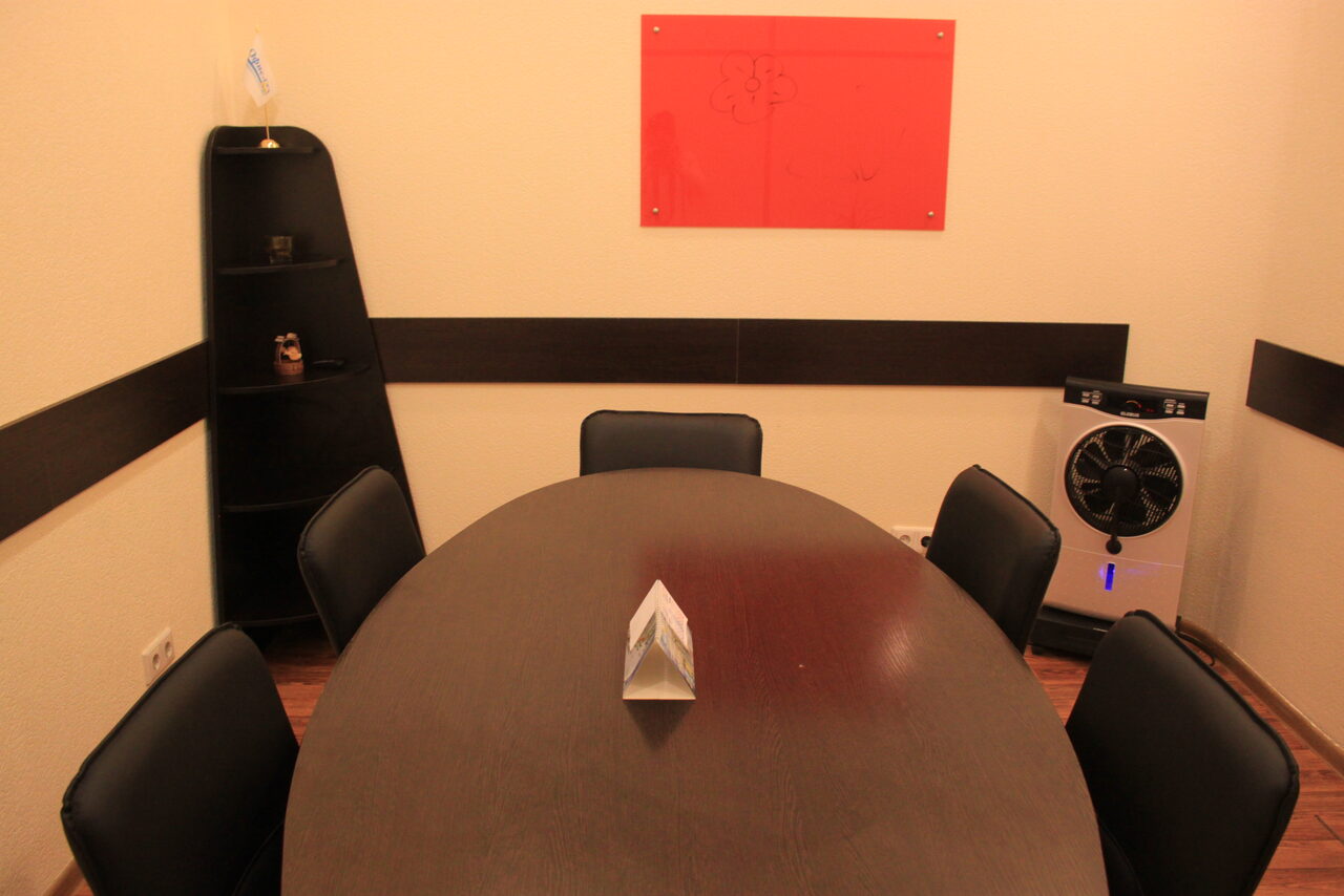 Арендовать Переговорная на Невском