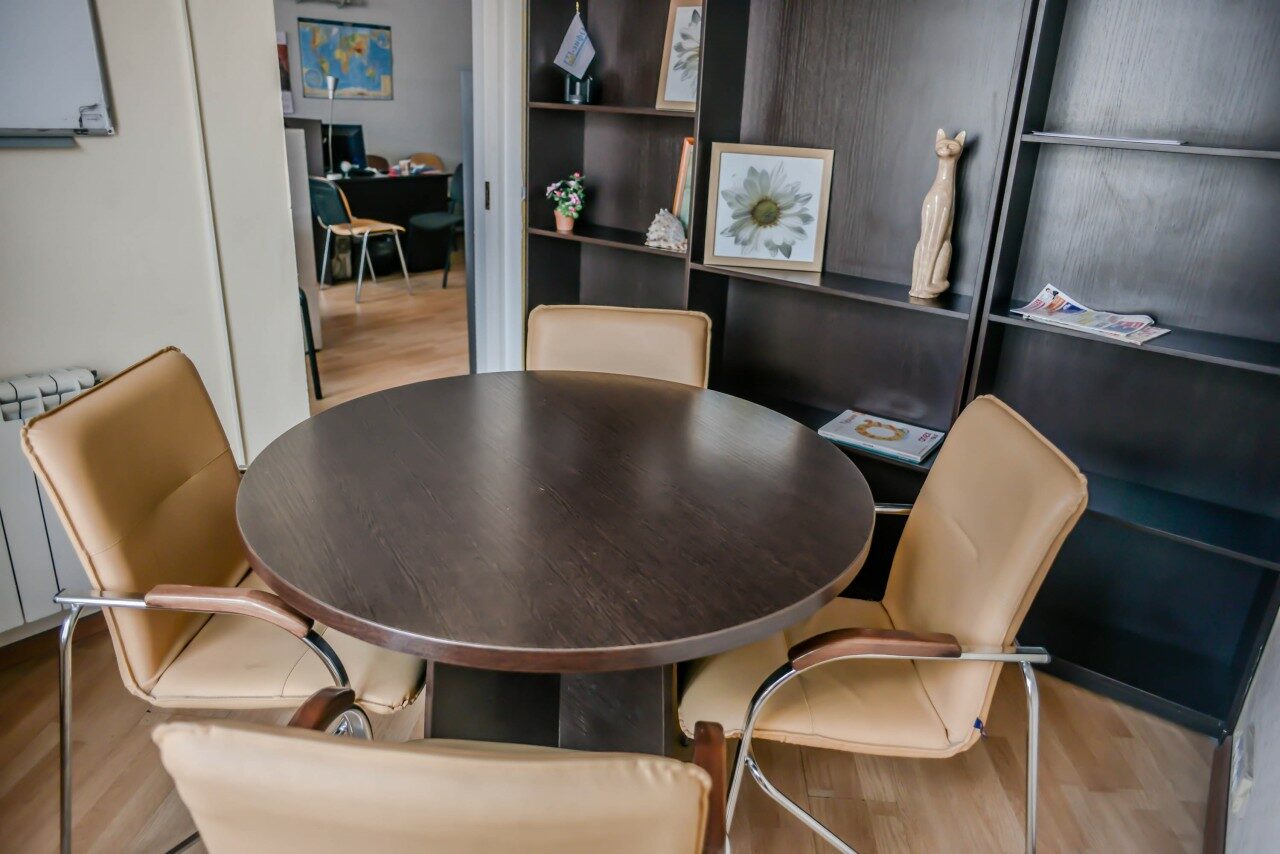 Арендовать Переговорная в центре Петербурга