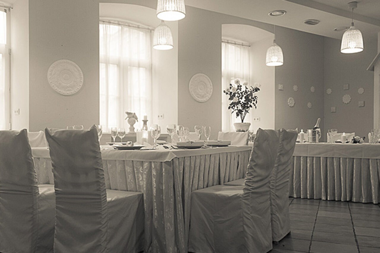 Арендовать Банкетный зал Канарейка