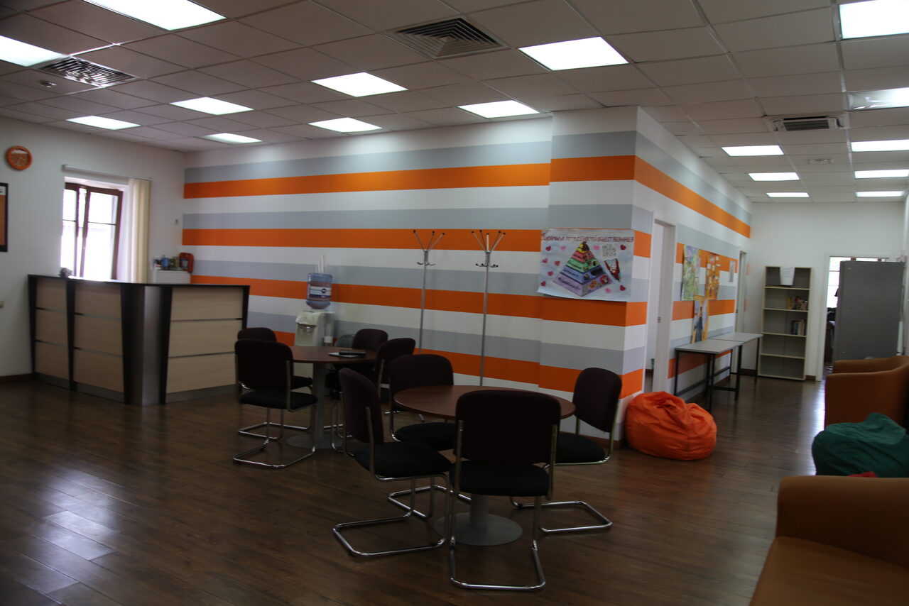 Арендовать Класс с проектором и доской