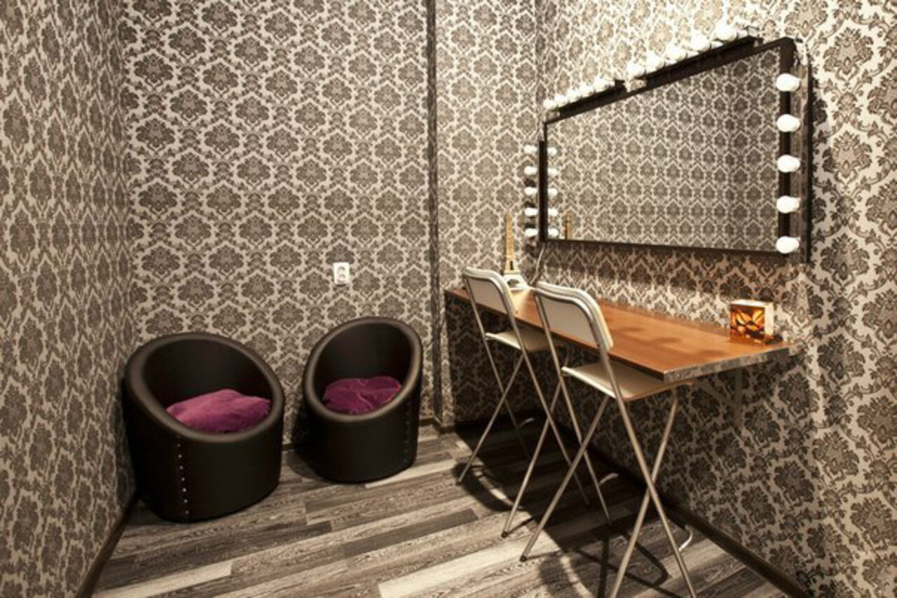 Арендовать Фотостудия Кнопка Студия с гримеркой и фото-оборудованием