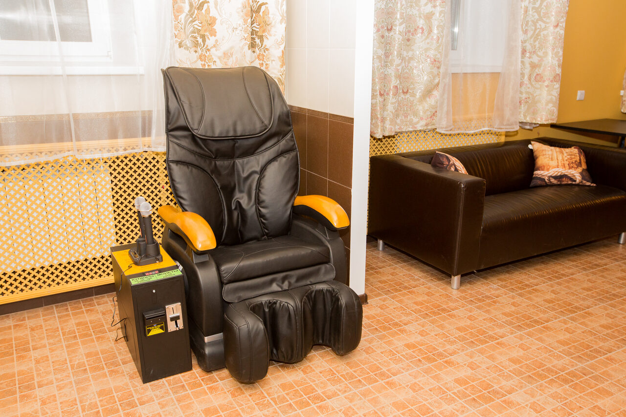 Арендовать Лефортовские Бани и Сауны Зал с бассейном и водопадом