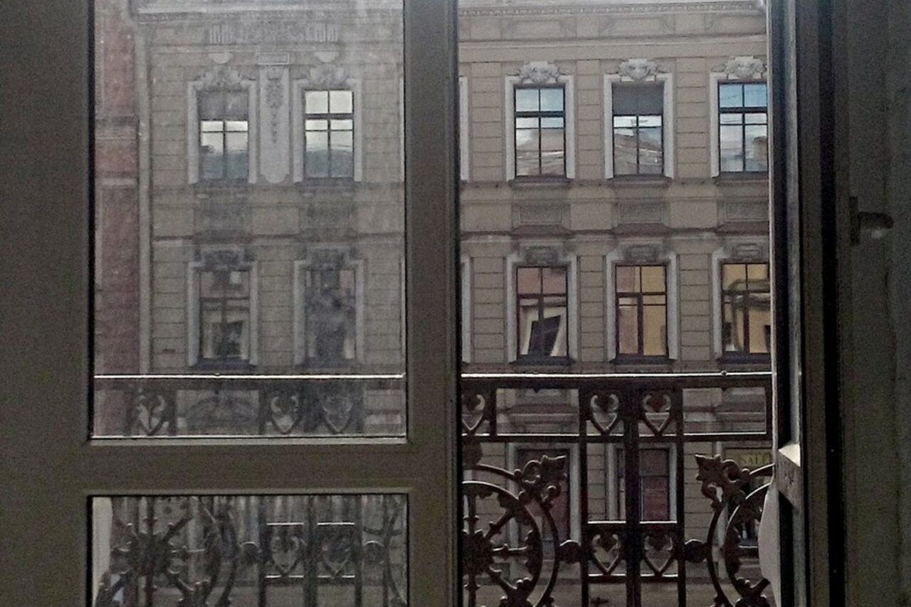 Арендовать Арт-центр "НЕВСКИЙ 76"