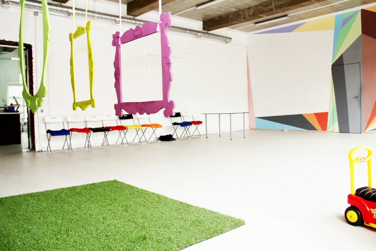 Арендовать Арт-центр "НЕВСКИЙ 76"