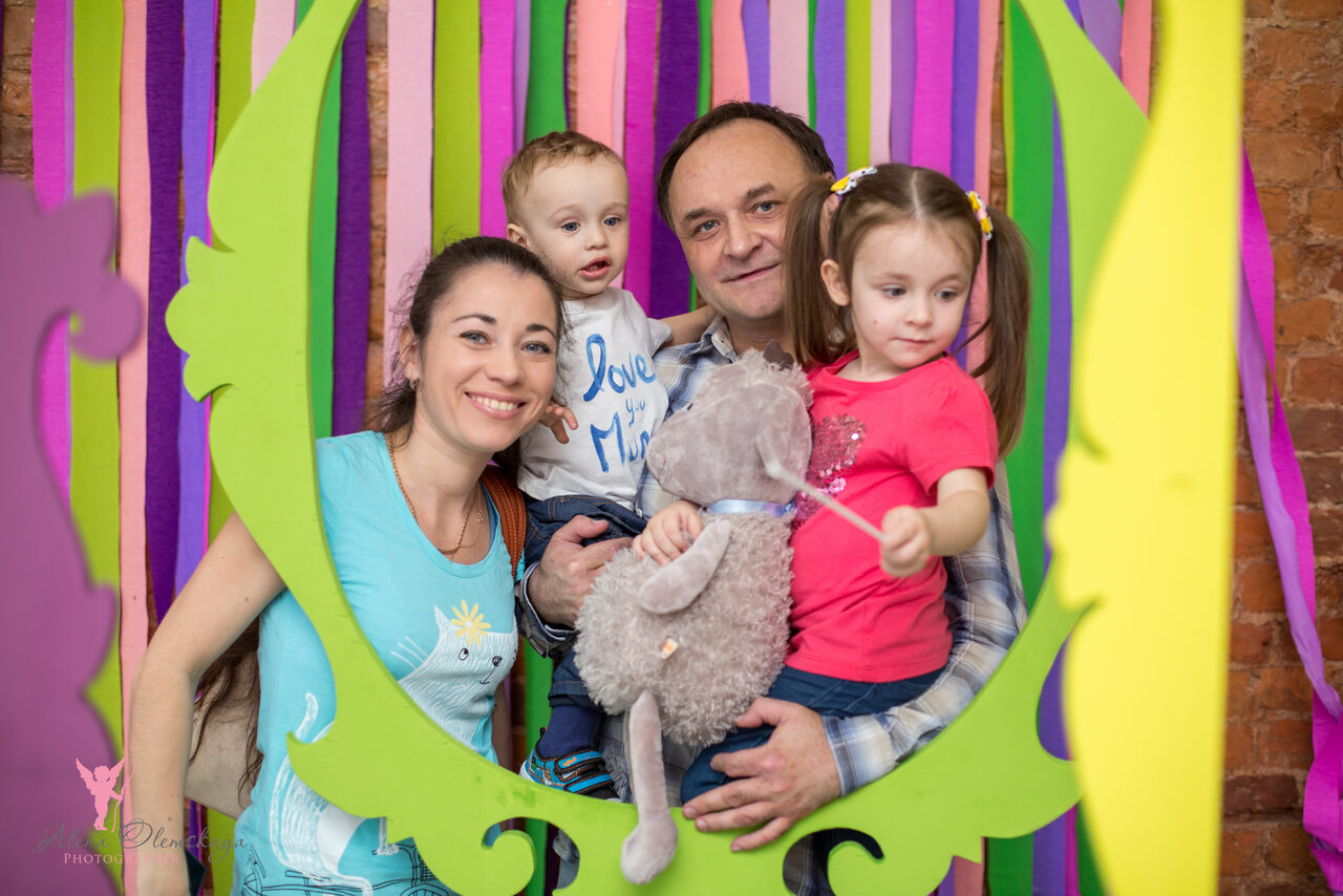 Арендовать Арт-центр "НЕВСКИЙ 76"