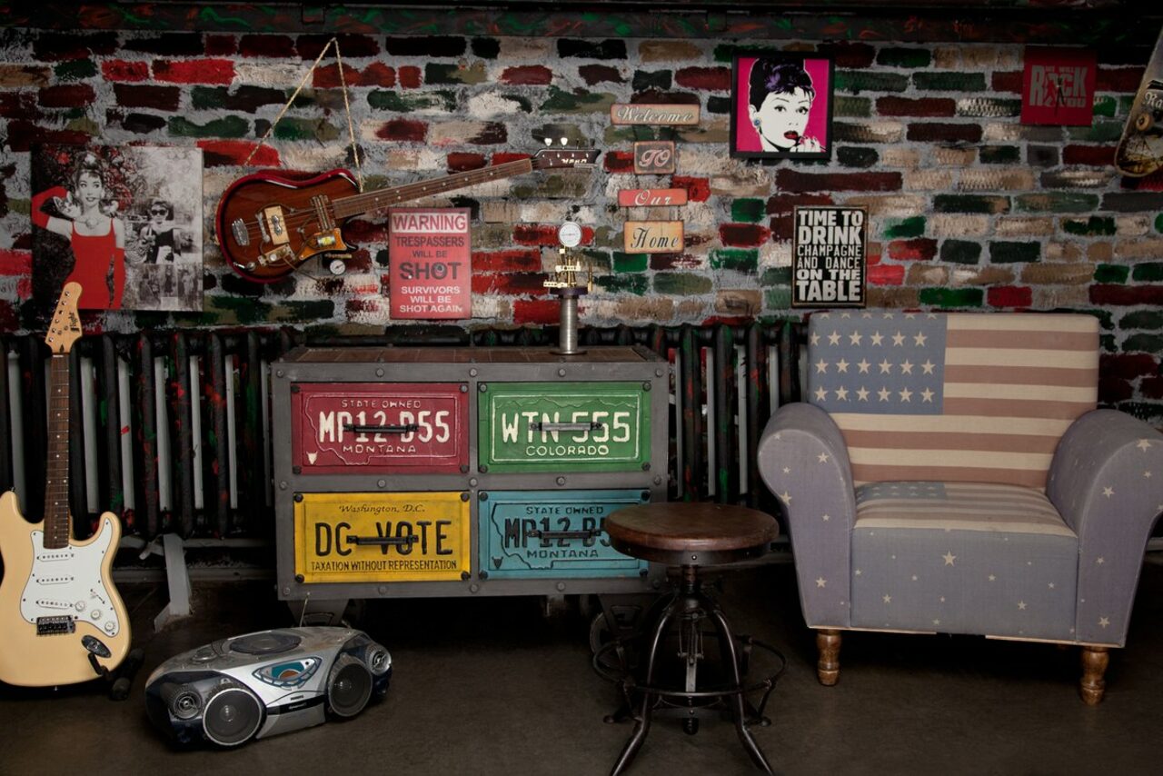 Арендовать Photoparadise Уютный лофт с кирпичными стенами