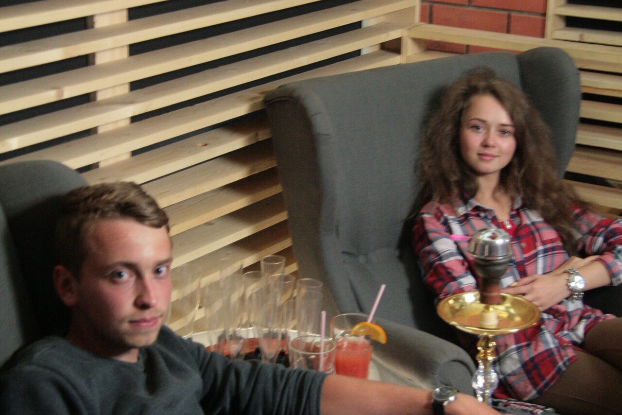 Арендовать Лофт с барной стойкой