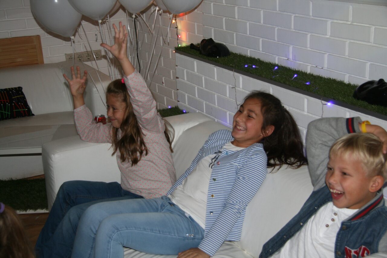 Арендовать Лофт с барной стойкой