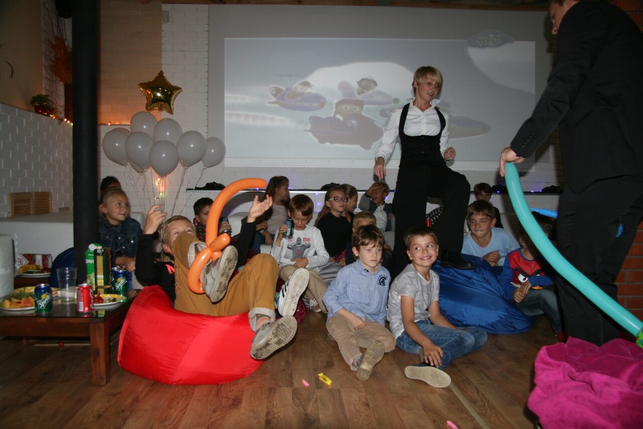 Арендовать Лофт с барной стойкой