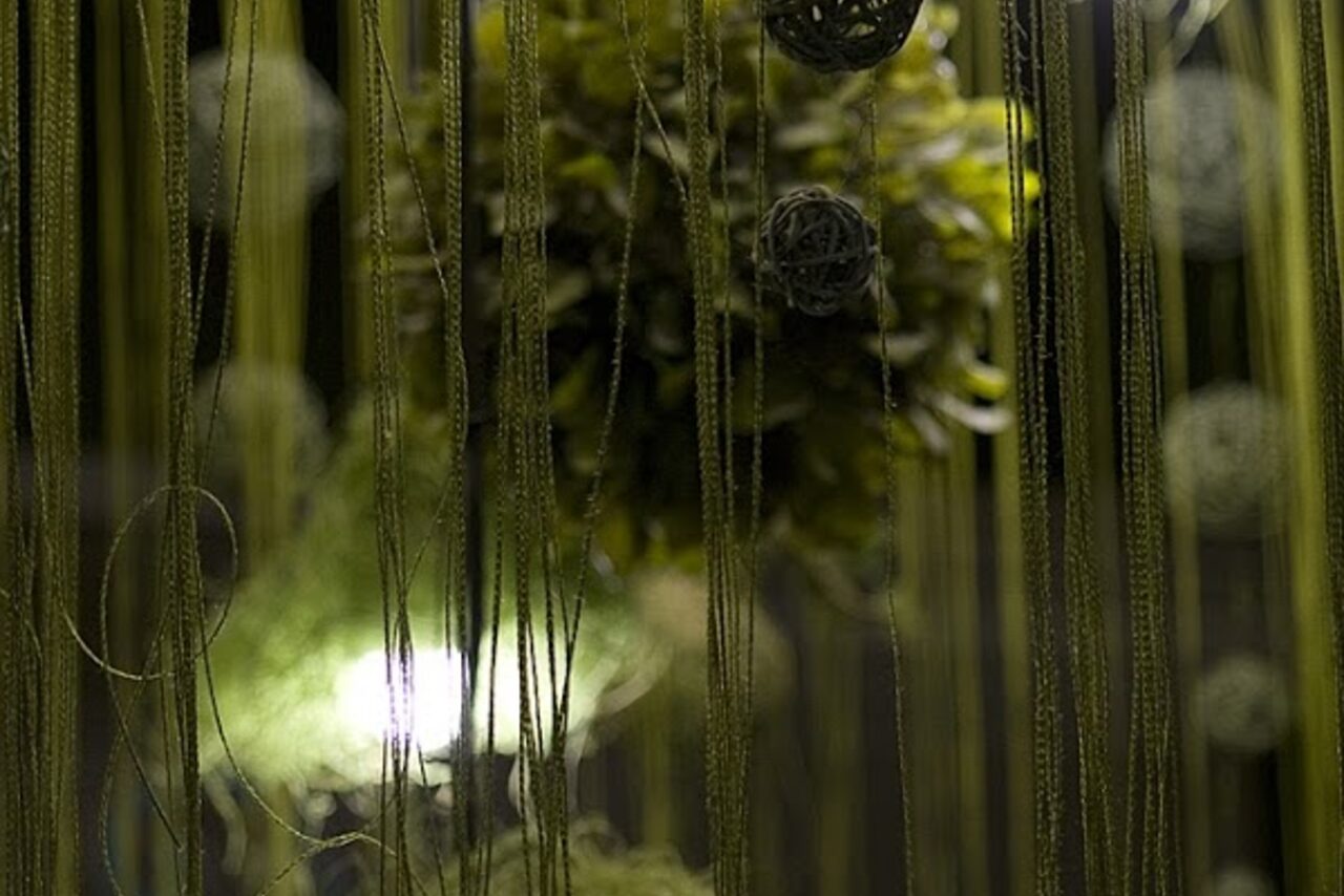 Арендовать Locker Quest Bar  